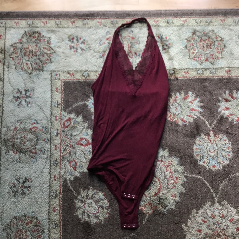 Maroon AEO Small Body Suit